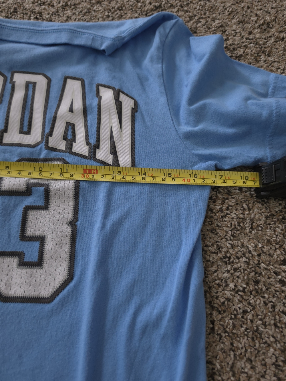 Air Jordan Short Sleeve Graphic T-Shirt Youth Large Blue Activewear Athleisure - Picture 5 of 6